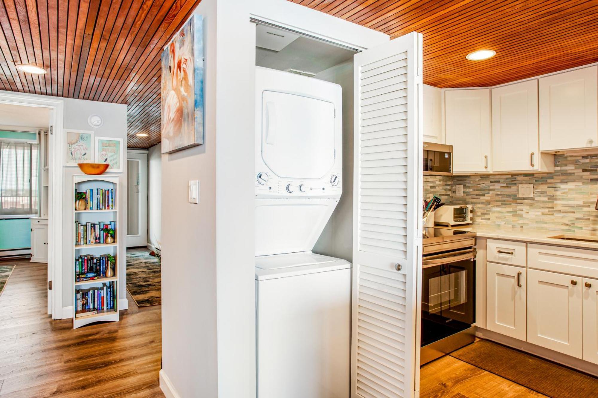 Highpoint North Condos III Ocean City Room photo